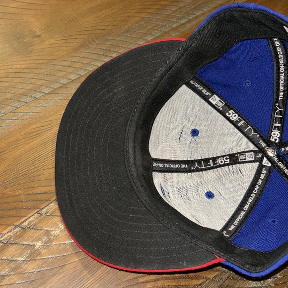 Philadelphia Phillies New Era 59FIFTY cap. - Picture 5 of 5